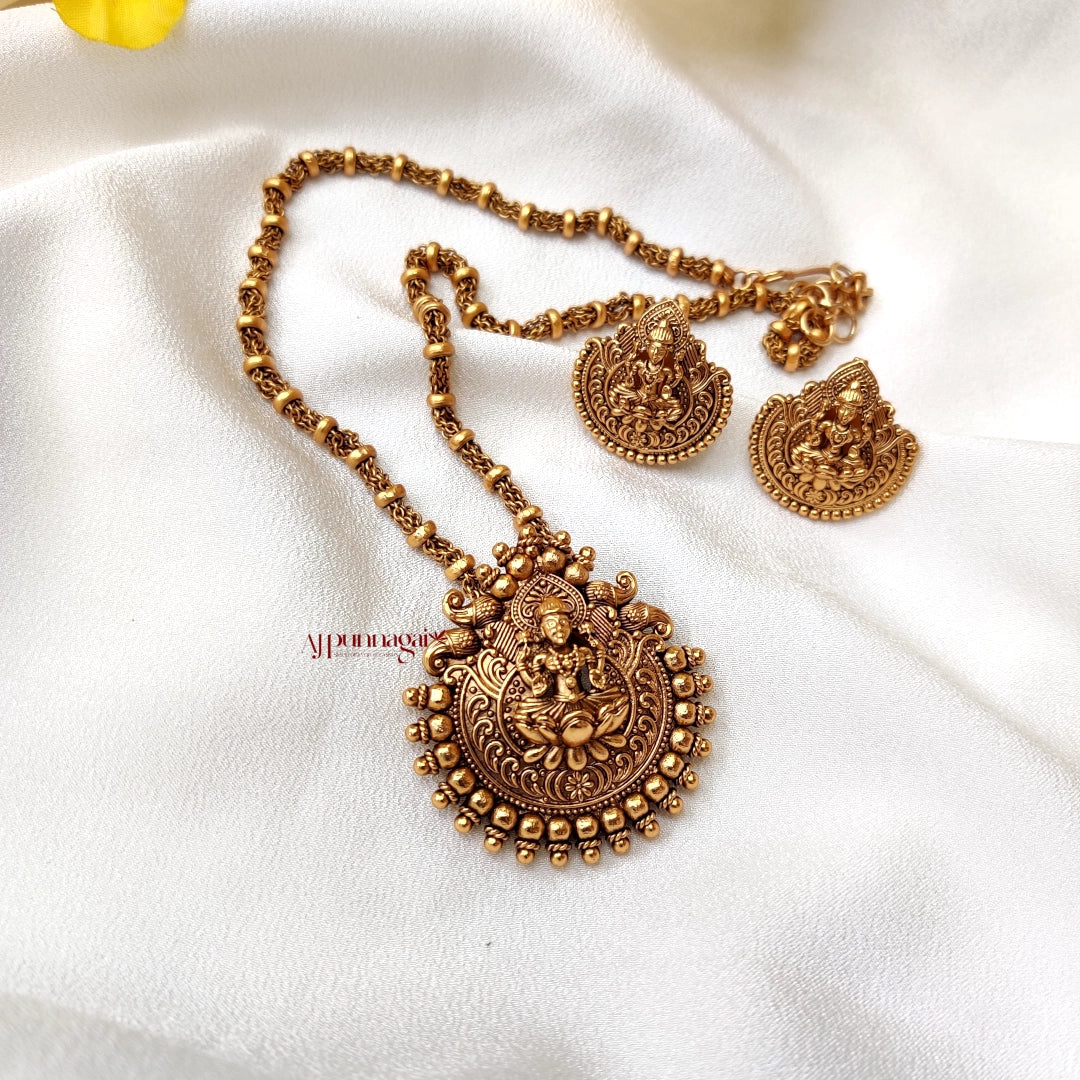 Classic Lakshmi Motif Design Pendant Chain