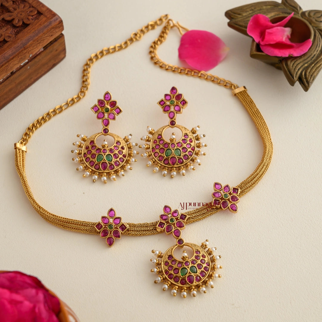 Stylish Kemp Matt Necklace