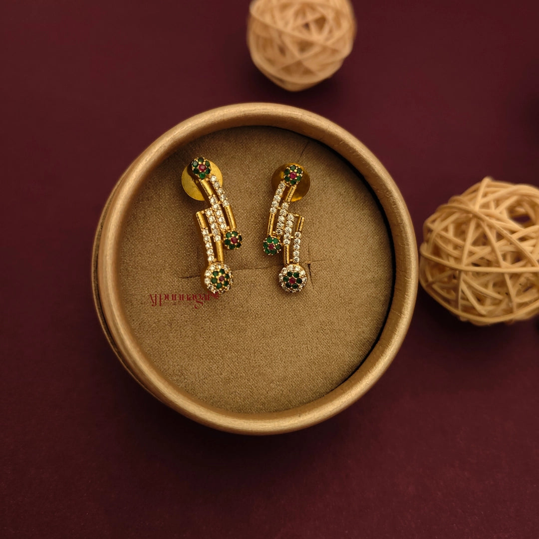 Sparkling AD stone Non Idol Matt Finish Necklace - White & Green