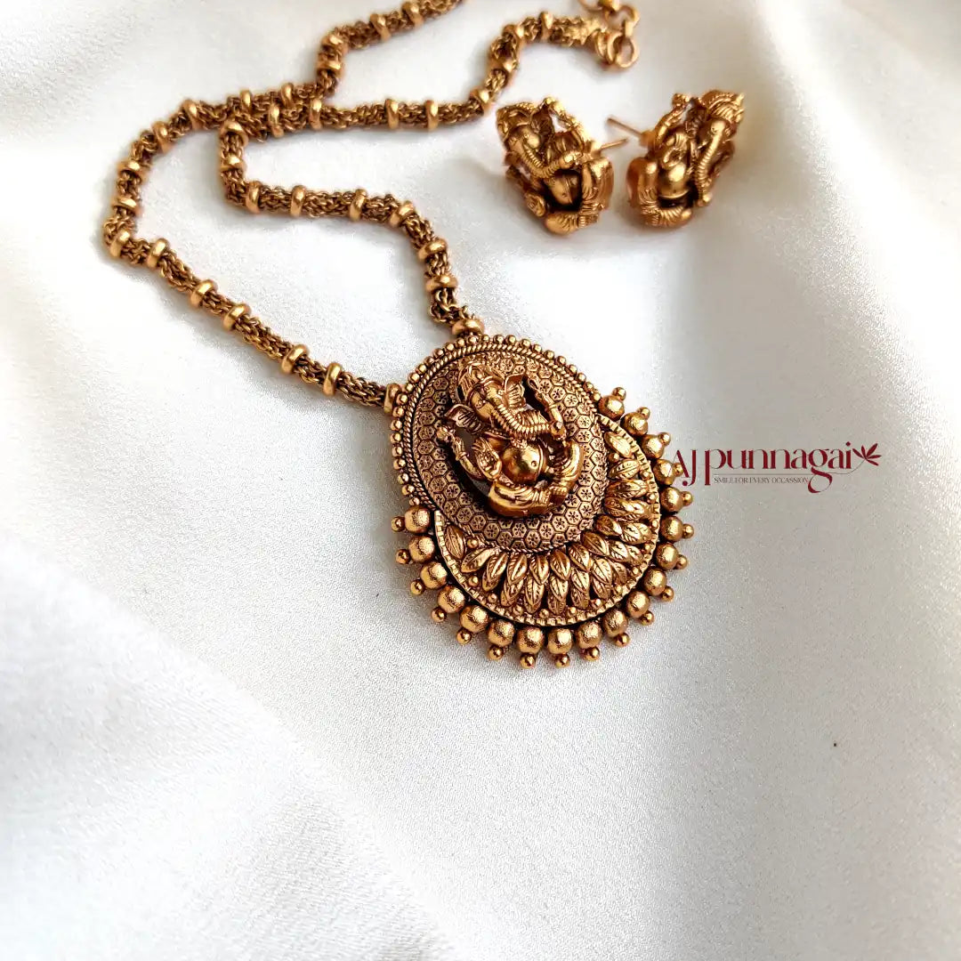 Vinayak Pendant Chain