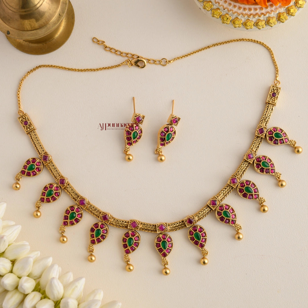 Elegant Mango Kemp Necklace - Multi