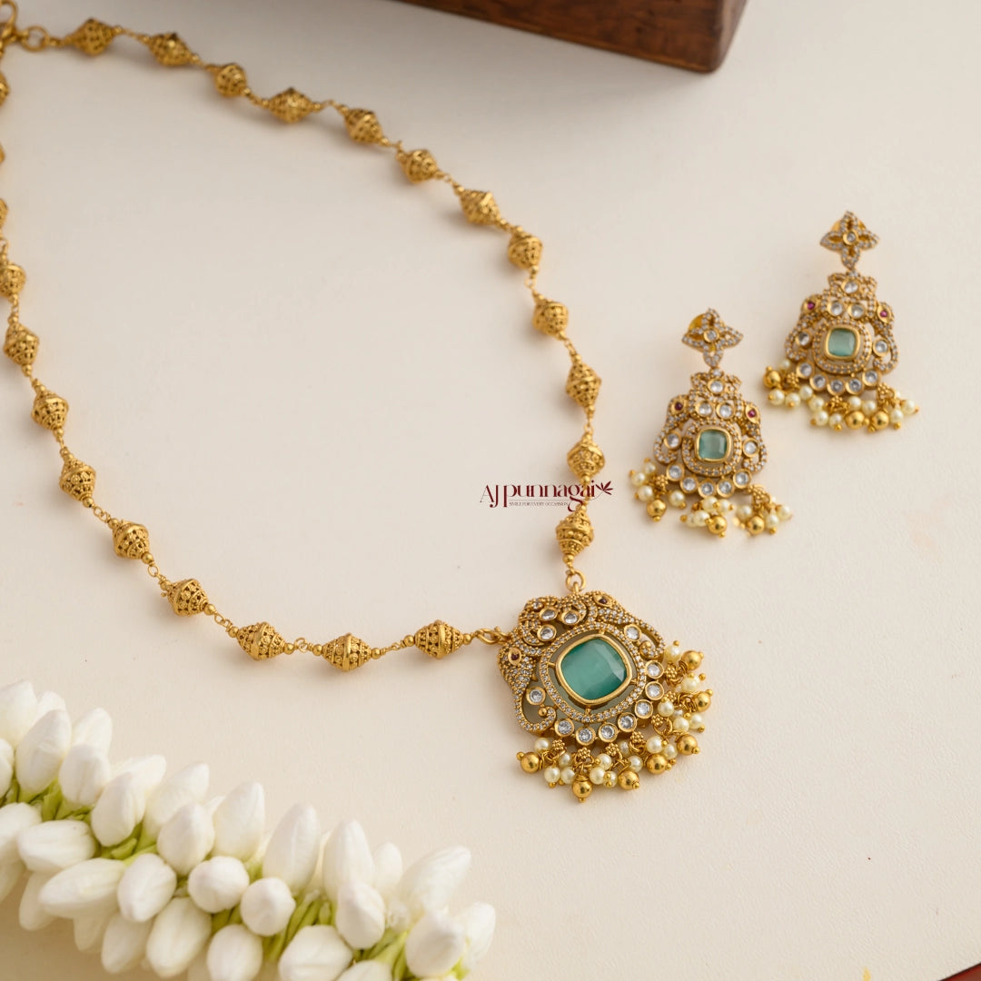 Victorian Style Pendant Chain - Pastel Green