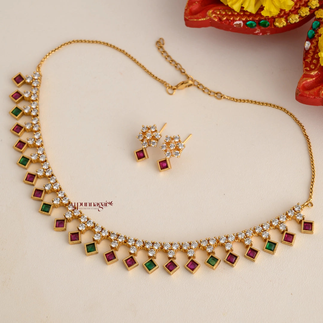 Diamond Shaped Kemp Necklace - Multi