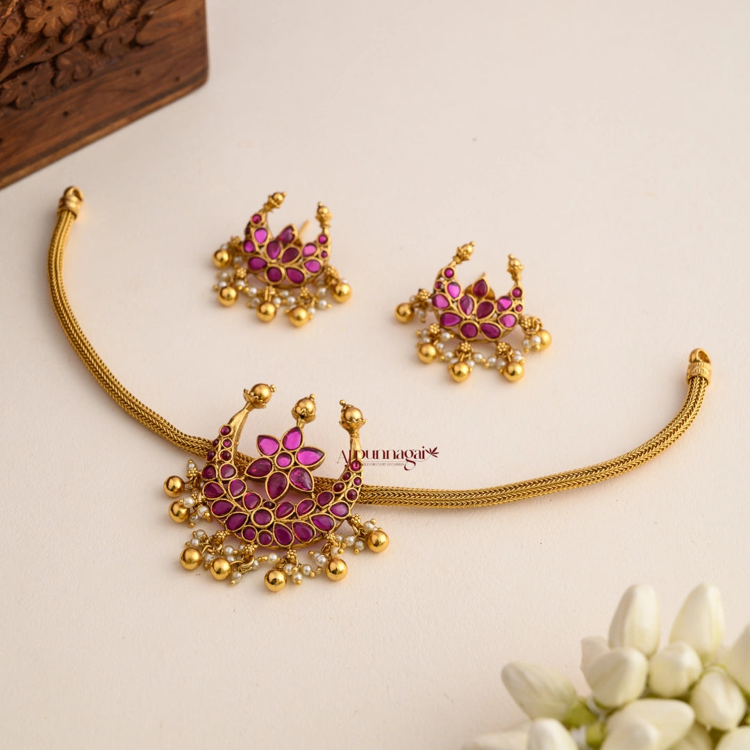 Traditional Moon Shaped Attigai Necklace - Ruby