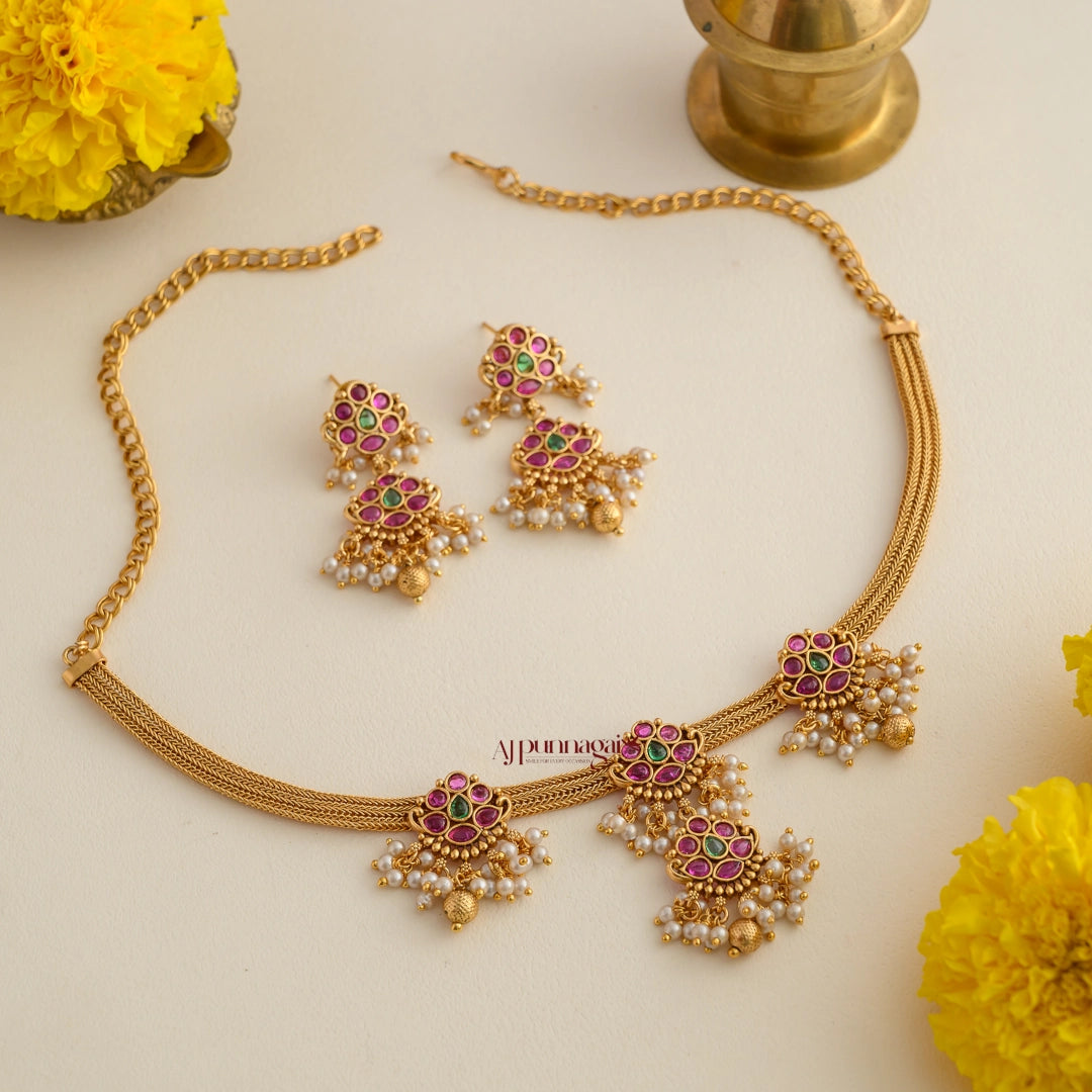 Elegant Kemp Matt Necklace