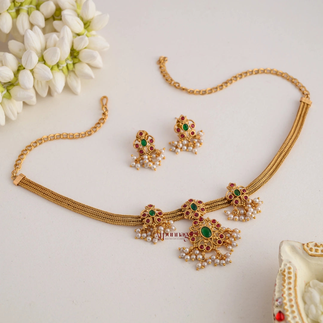 Stunning Floral Kemp Matt Necklace