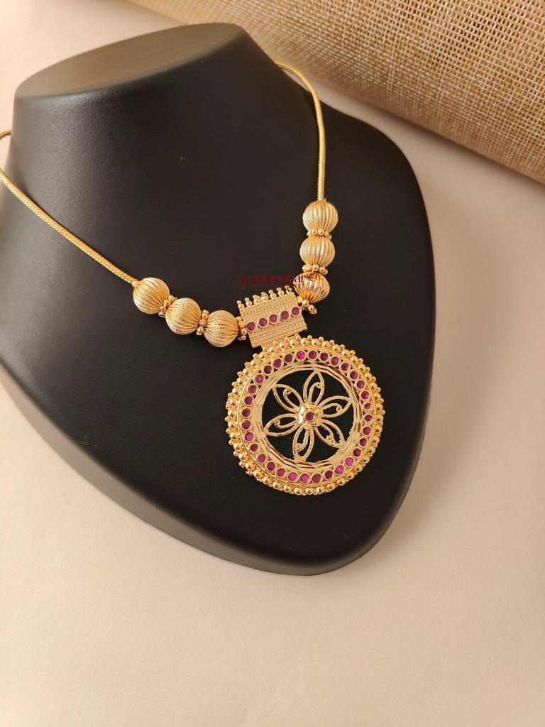 Palakka with Floral Necklace