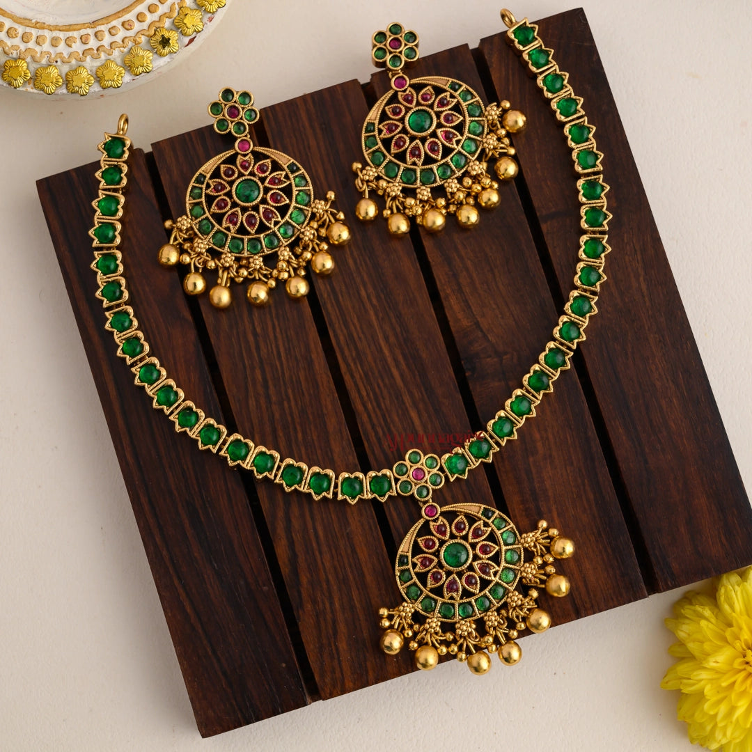 Gold Look Alike Kemp Attigai - Green with Ruby