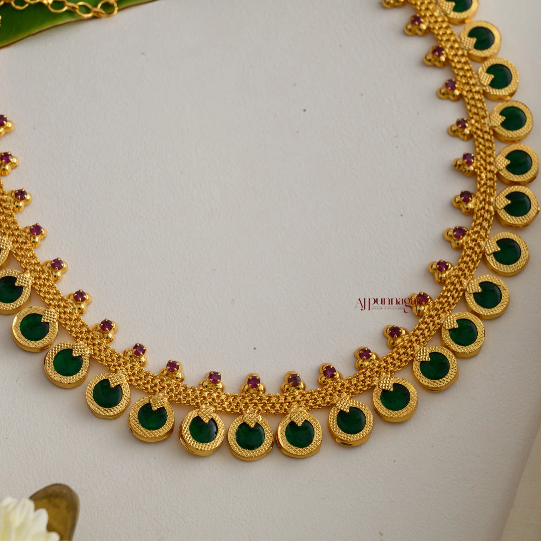25 Round Green Palakka Necklace