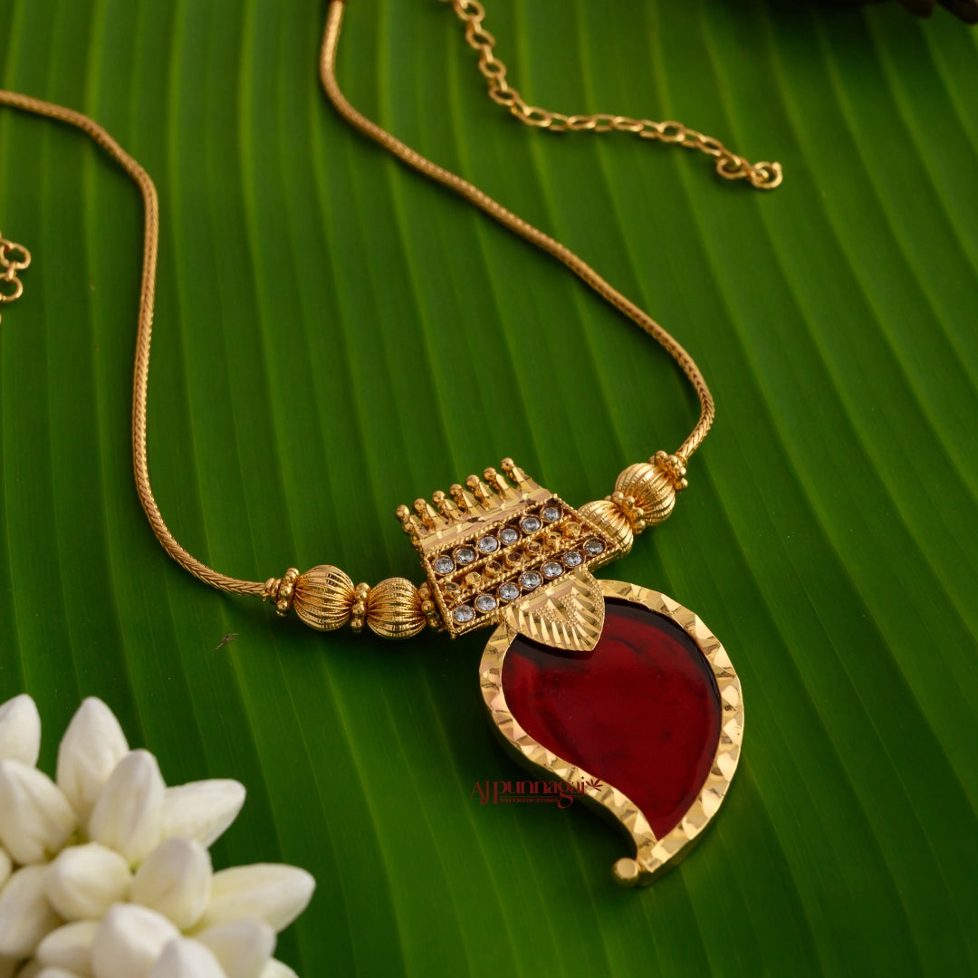 Kerala Traditonal Mango Palakka Necklace - Red