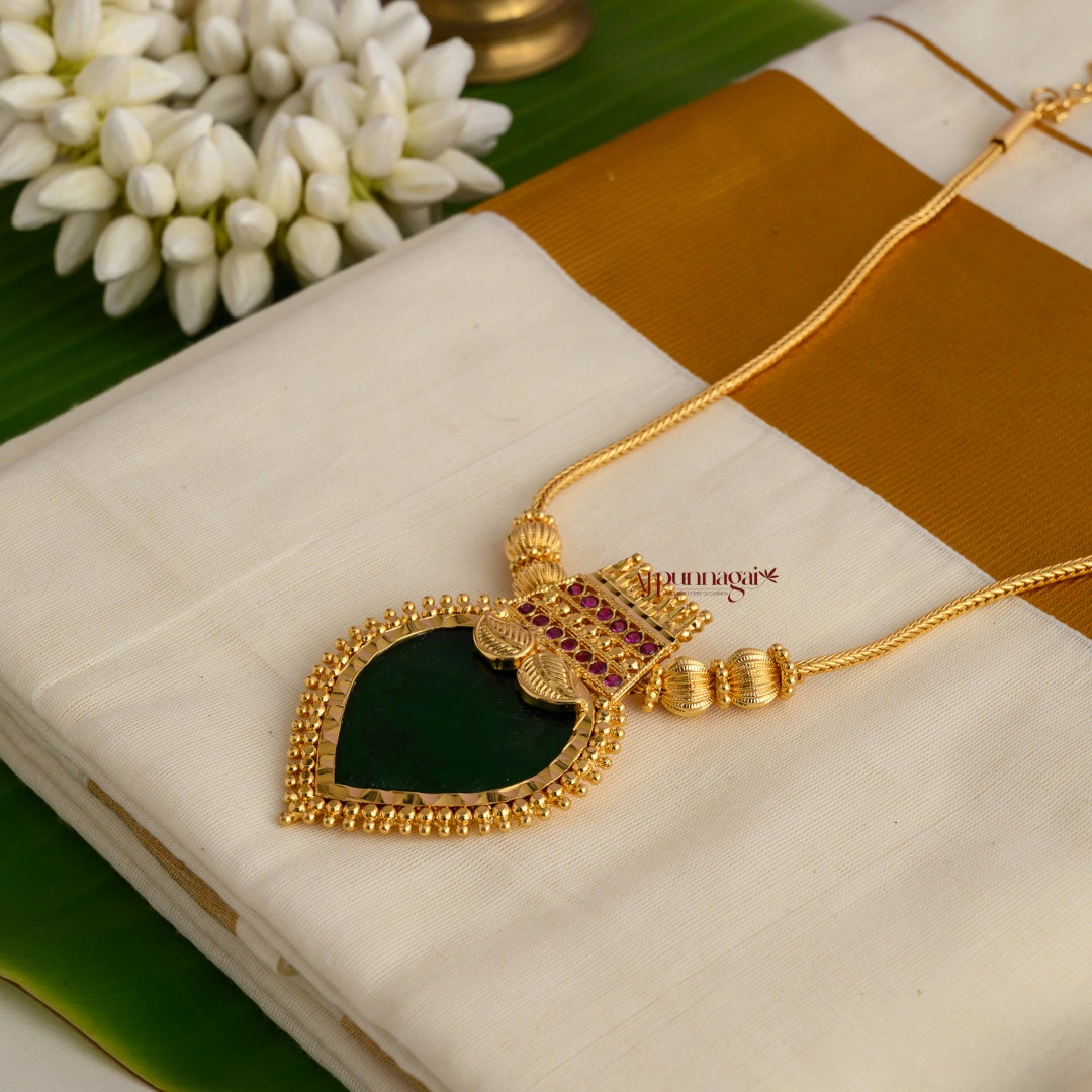 Leaf Shaped Green Palakka Necklace