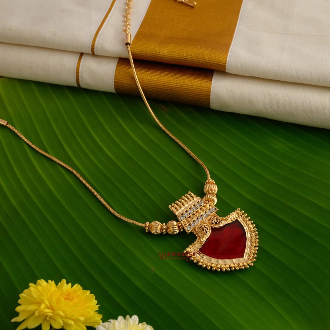 Grand Red Palaka Necklace