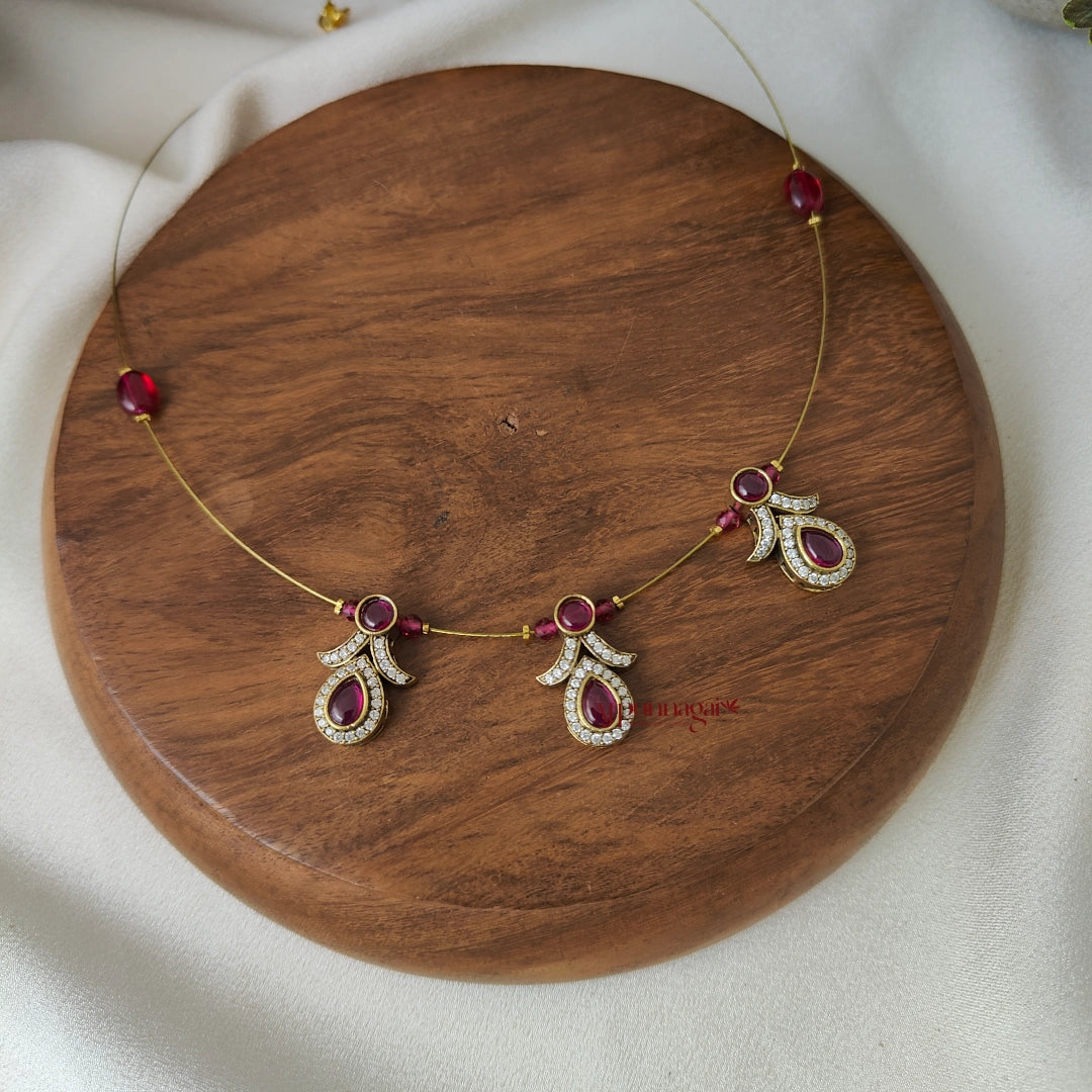 Victorian Invisible Necklace - Maroon