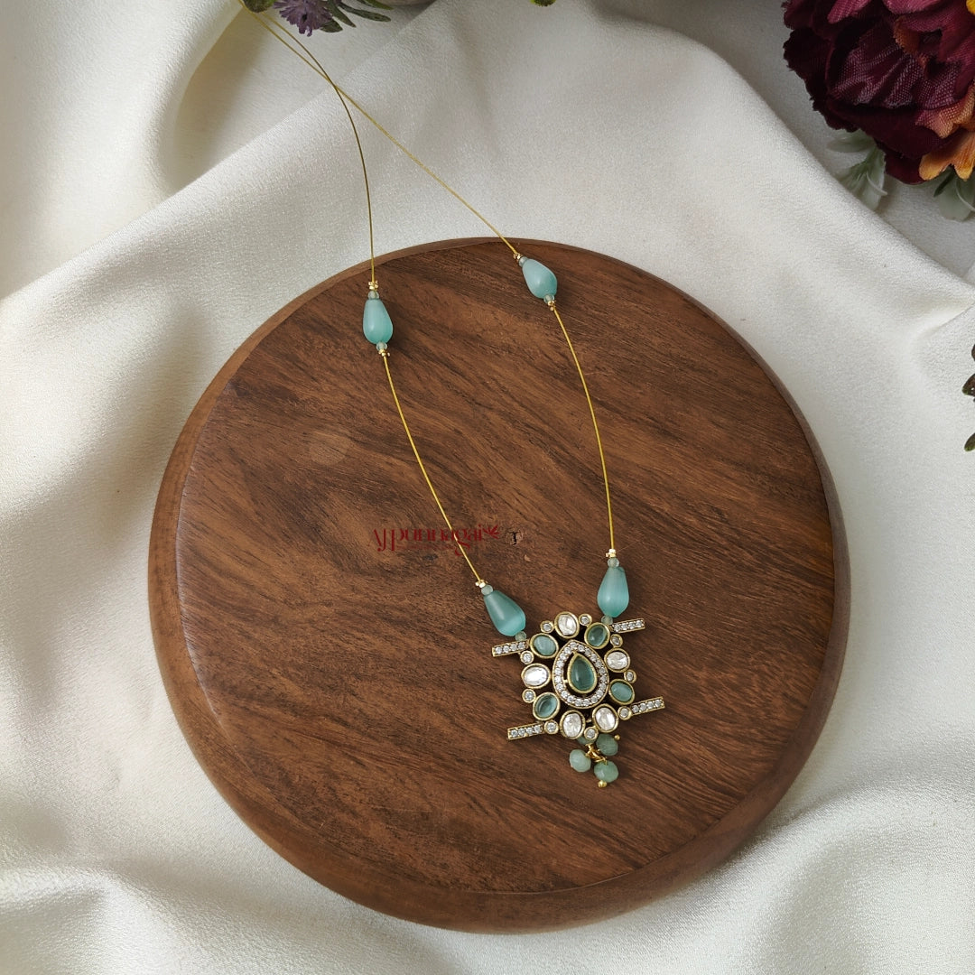 Unique Victorian Invisible Necklace - Pastel Green