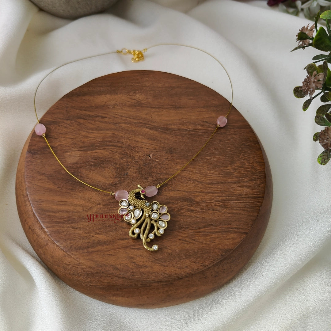 Right Peacock Victorian Invisible Necklace - Pastel Pink