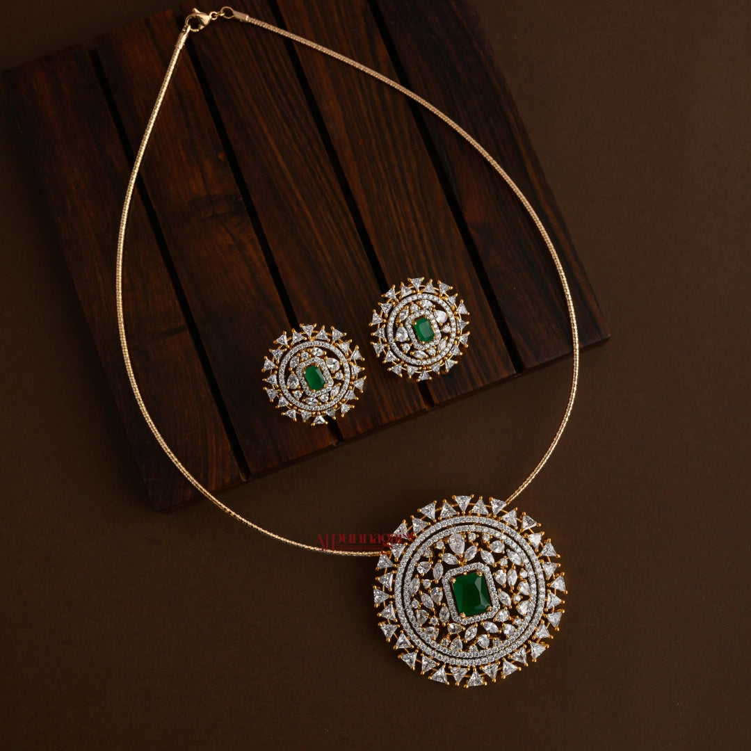 Sparkling Diamond Replica Necklace - Green