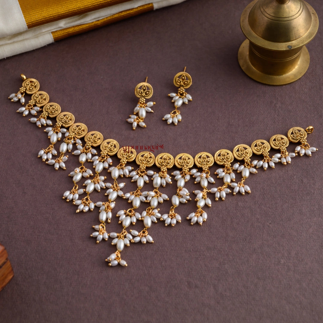 Classy Floral Rice Pearl Guttupusalu Necklace