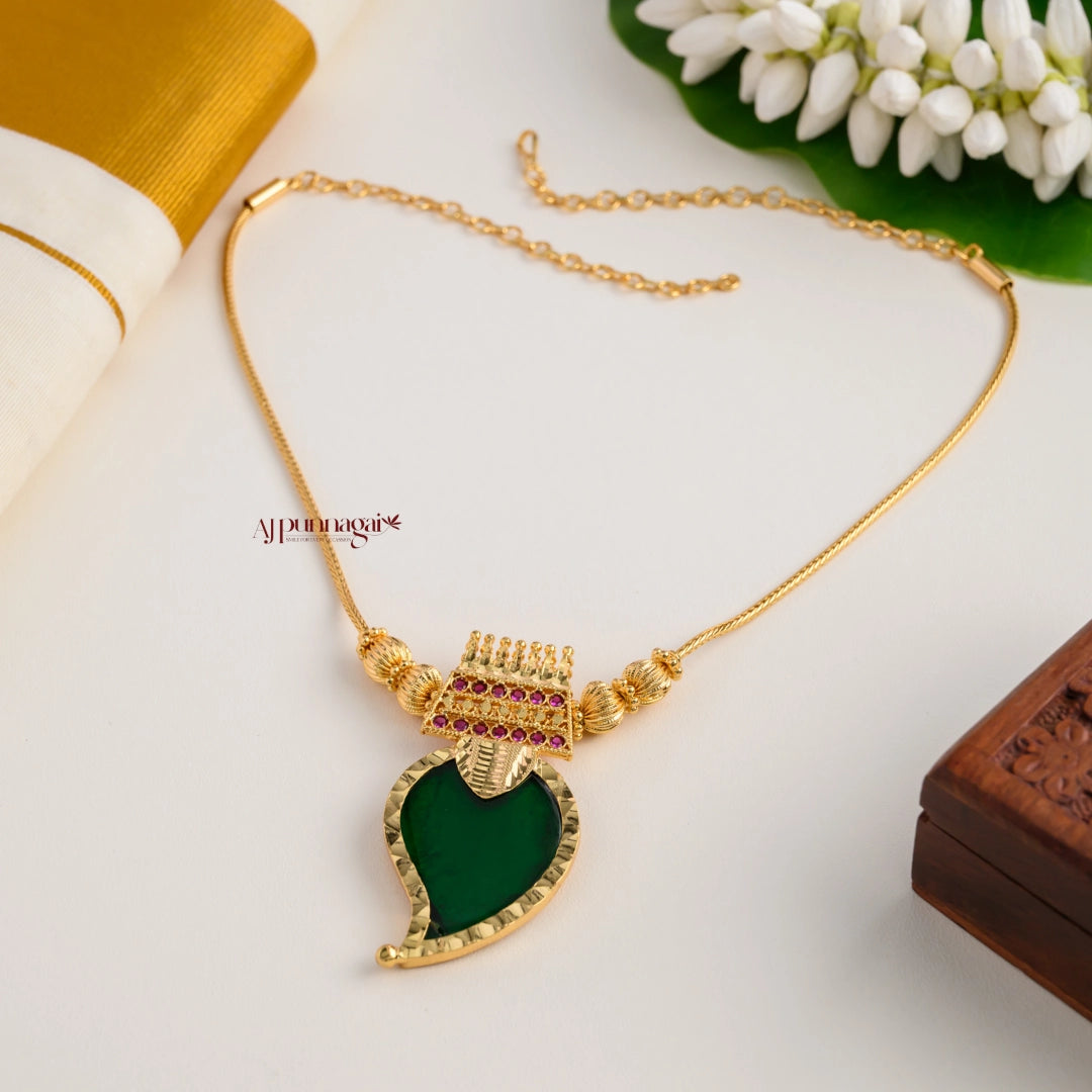 Grand Green Mango Palakka Necklace