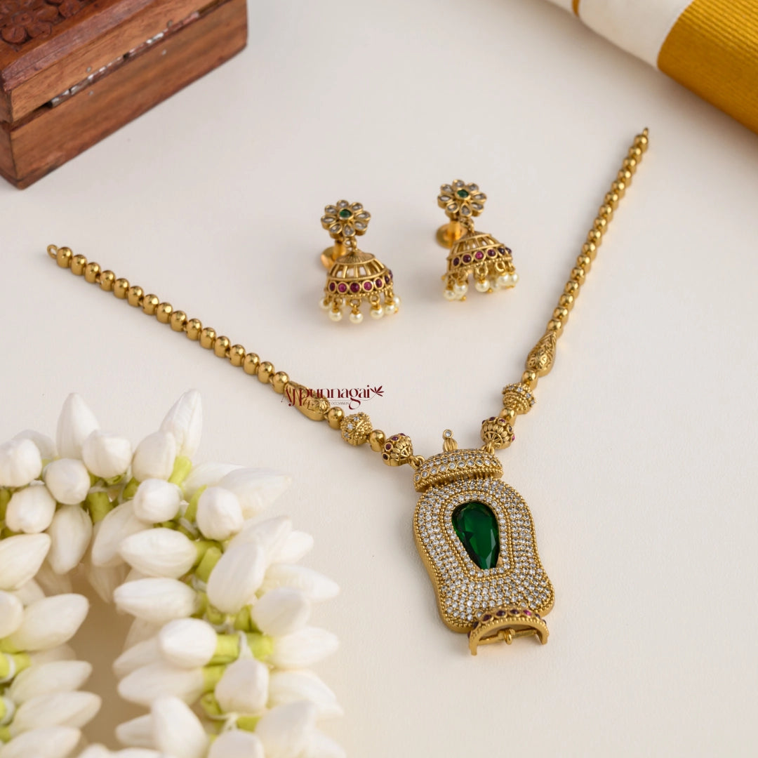 Stylish Matt AD Necklace - Green