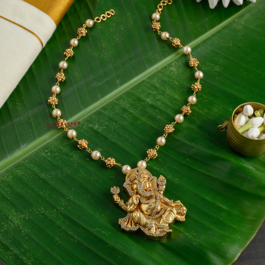 Royal Look Lord Ganesha Pendant Chain
