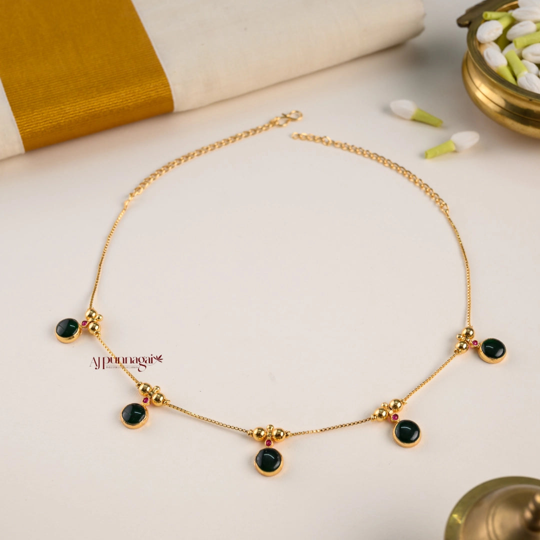 Minimalist Green Round Palakka Necklace