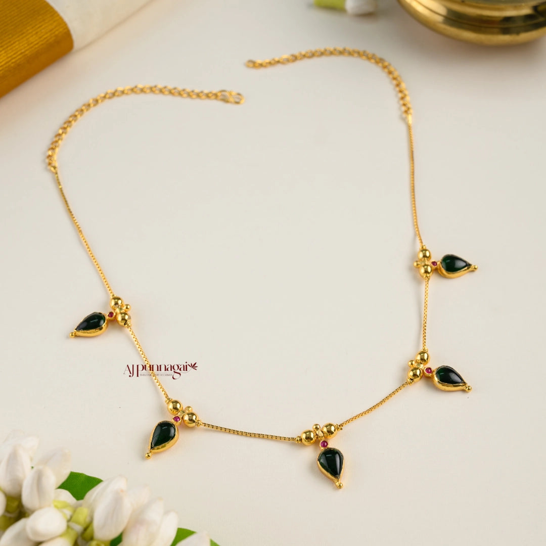 Minimalist Green Drop Palakka Necklace