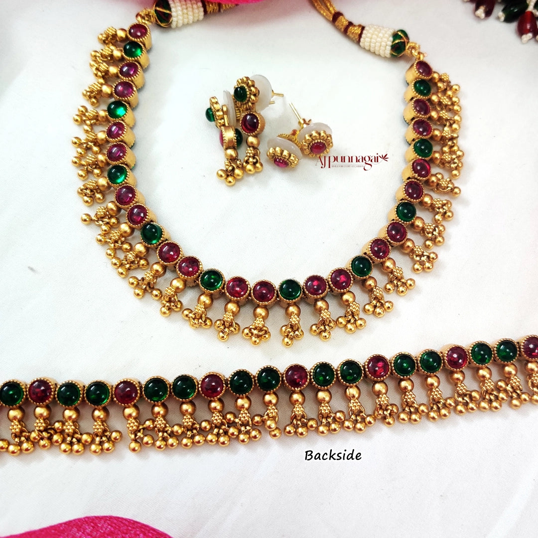 Kemp with Green/Green with kemp Golden Beads Necklace - Reversible