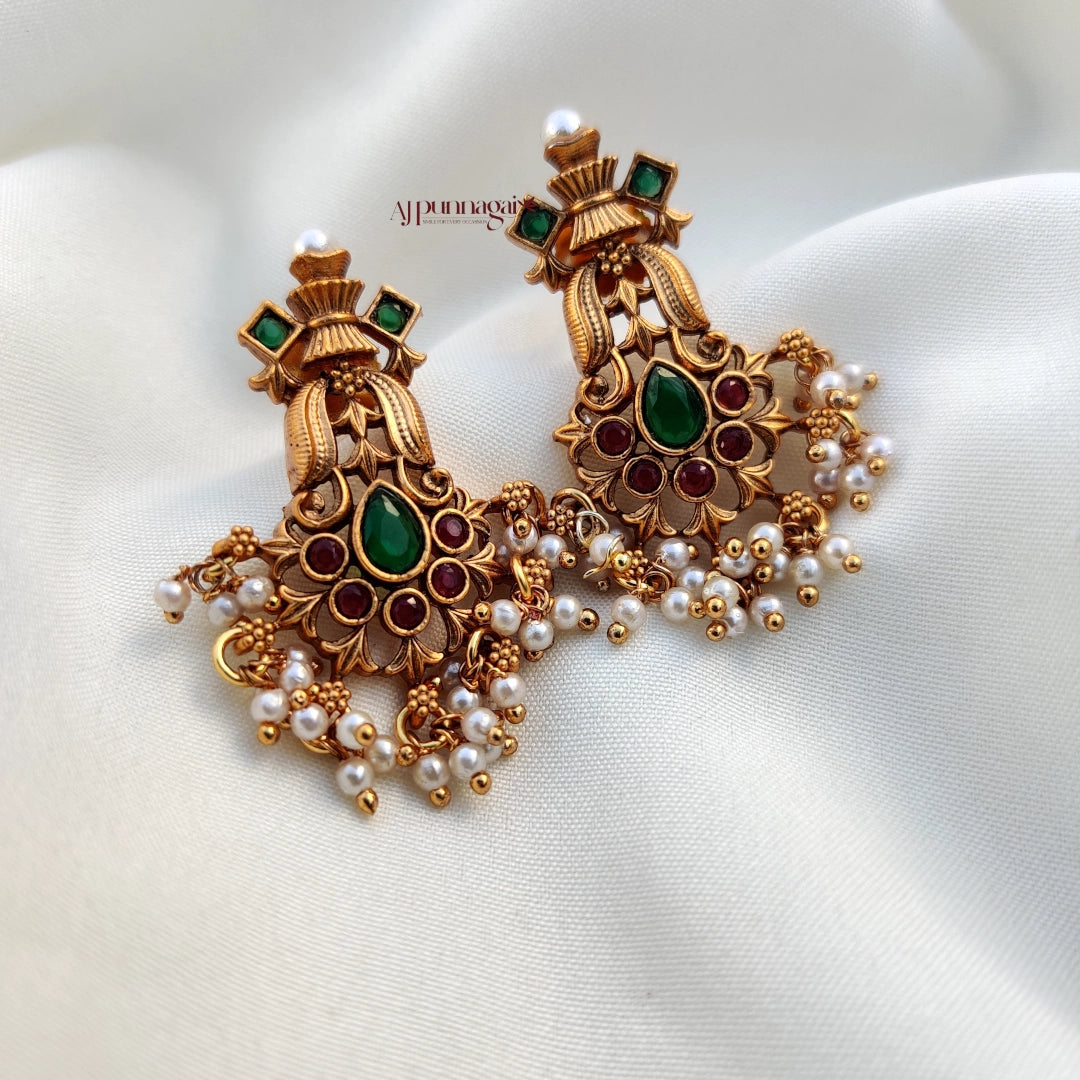 Stunning look Guttapusalu Necklace