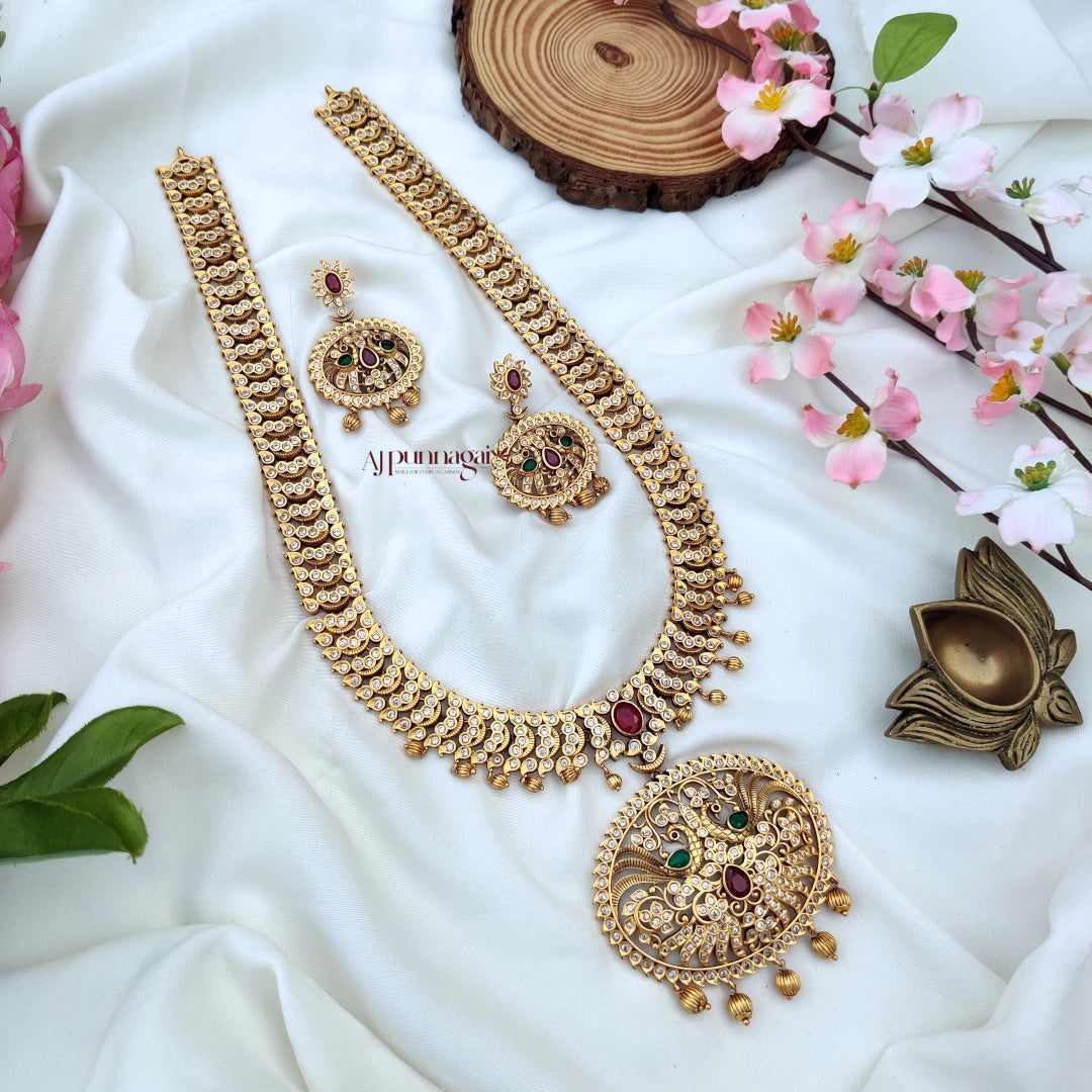 Top notch designed Haram with Peacock Motif