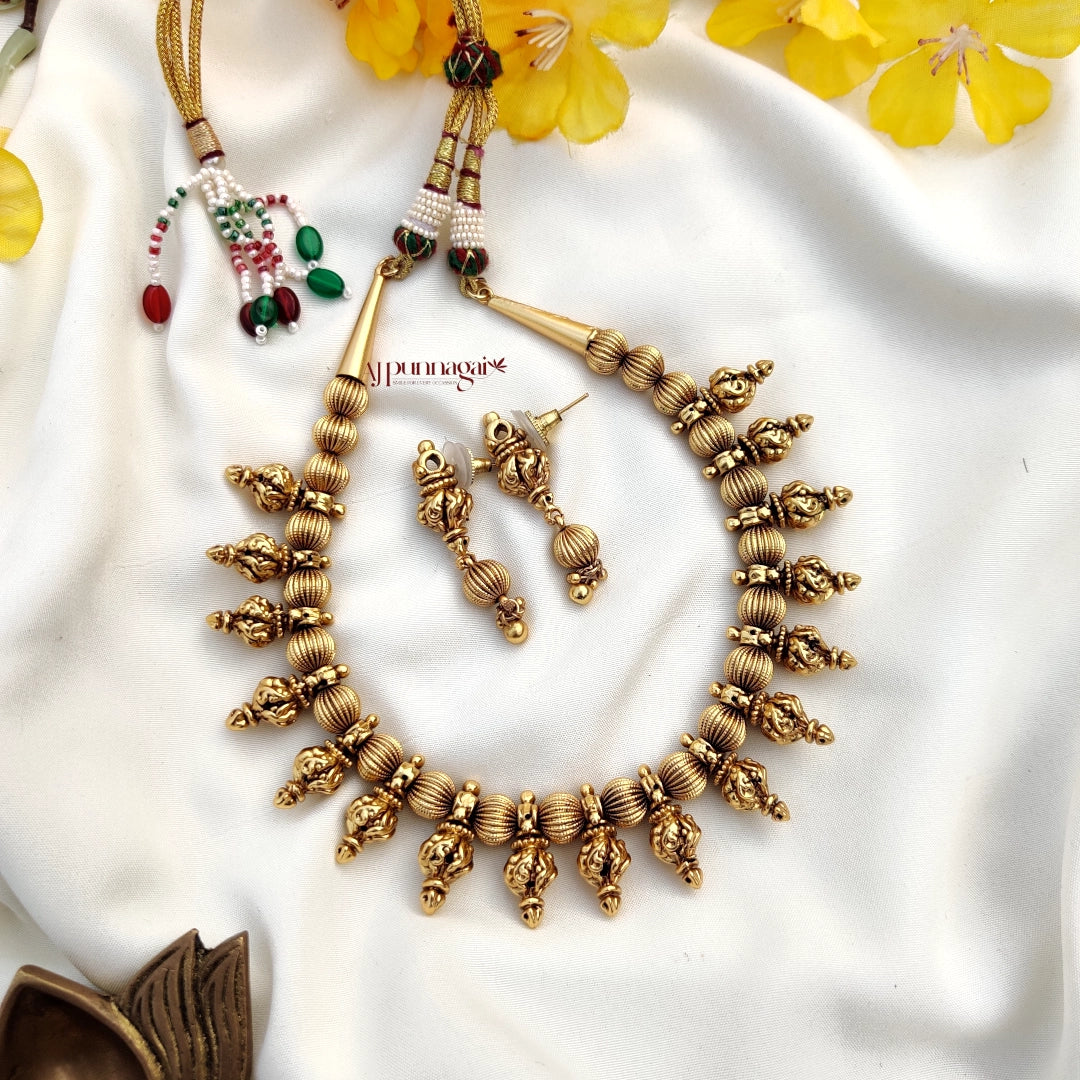 Vintage inspired Gold look alike light weight Necklace