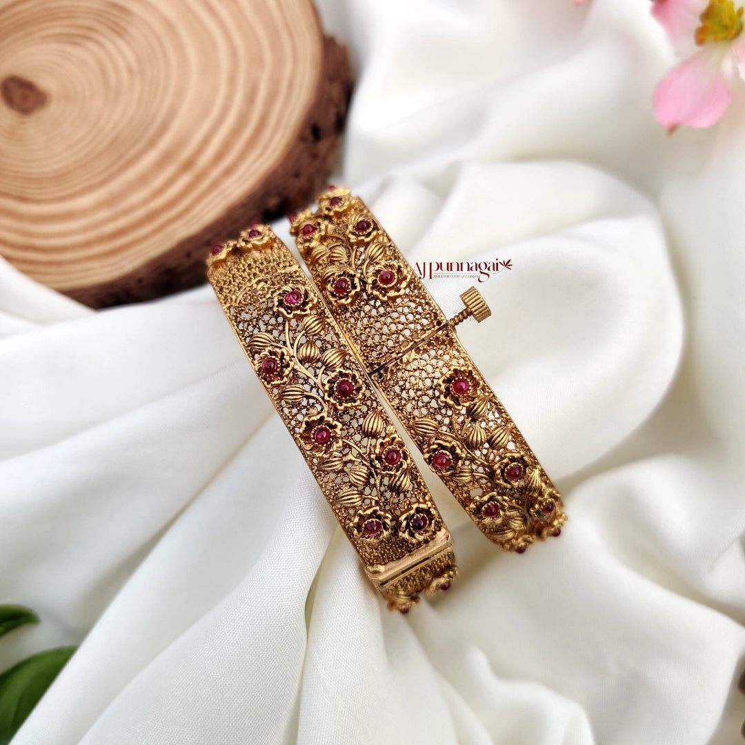 Gorgeous Floral Design Bangles