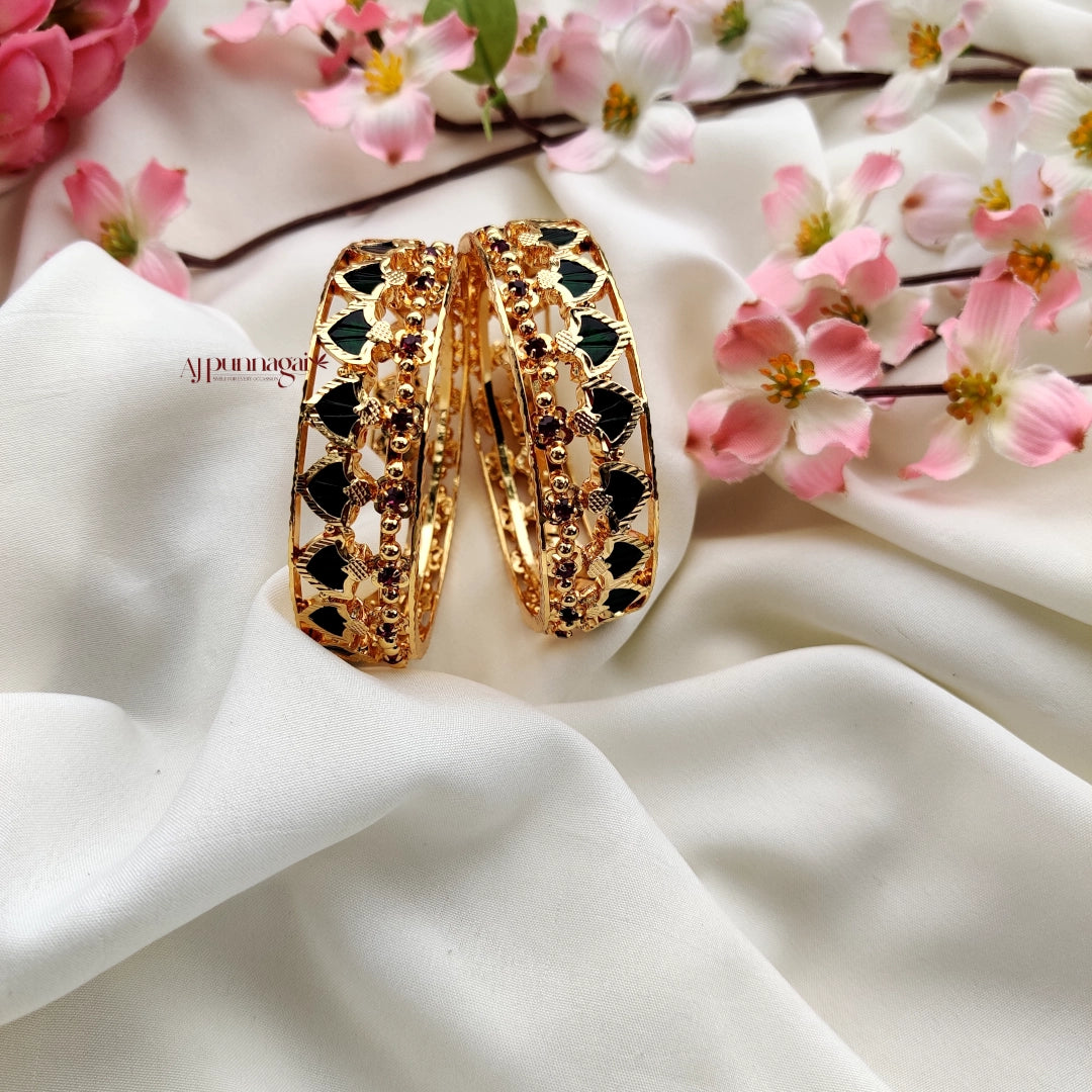 Grand Kerala Palakka design Bangle