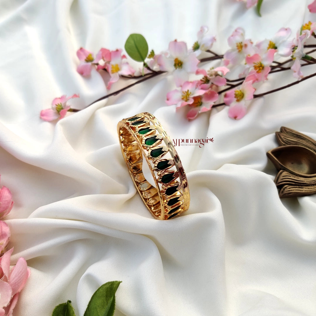 Traditional Kerala Style Nagapadam Bangle