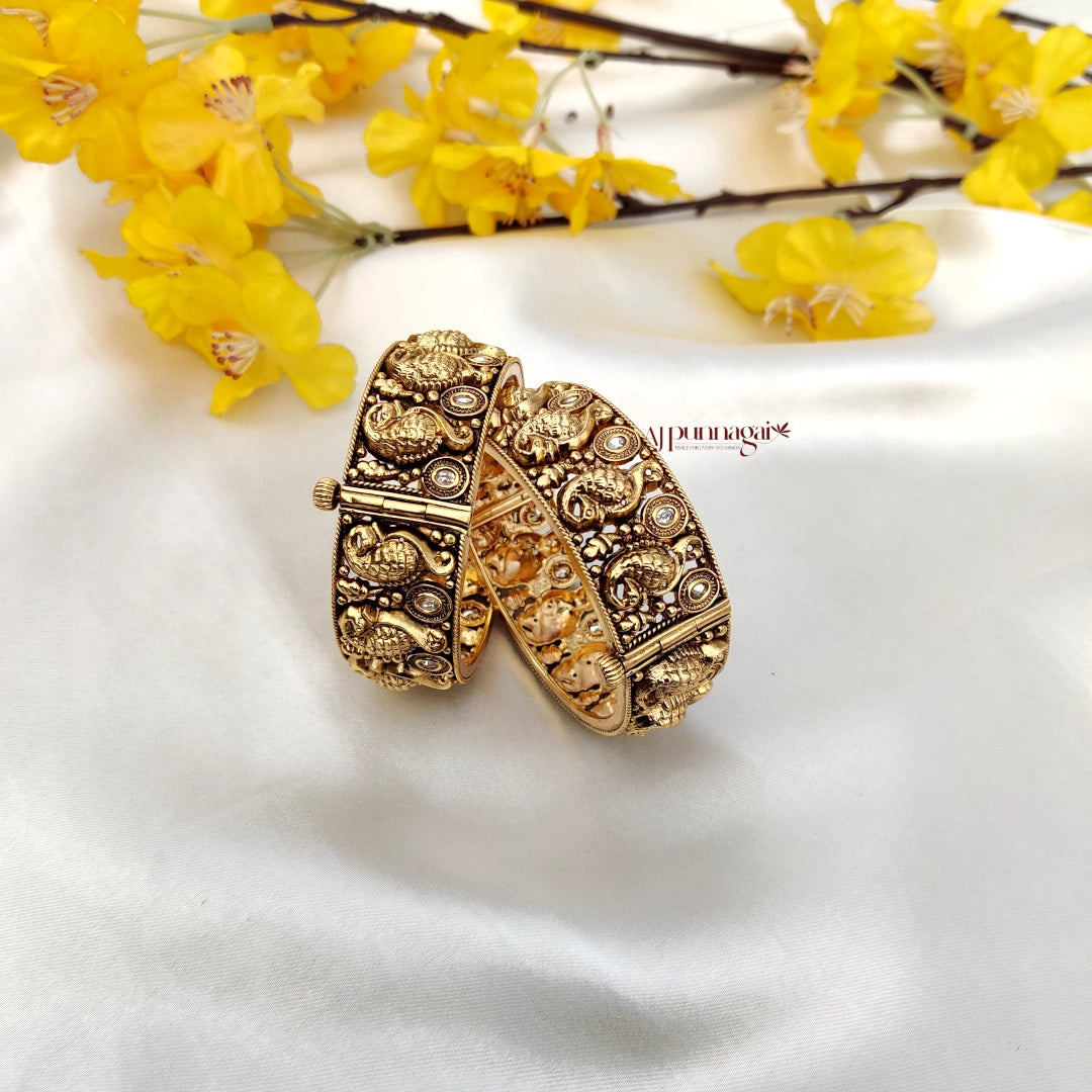 Stylish Gold look alike Peacock design Openable Bangle