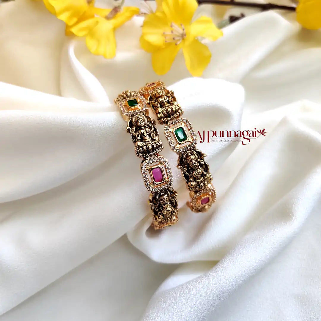 Lakshmi Nakshi Bangle