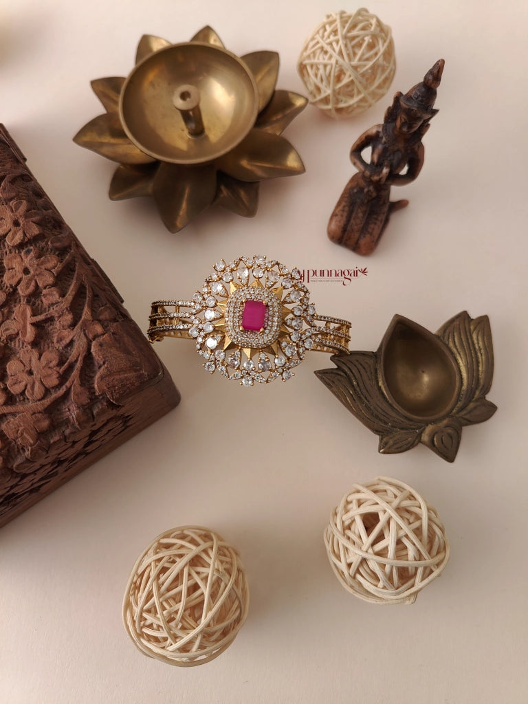 Sparkling AD stone Openable Bracelet - Ruby