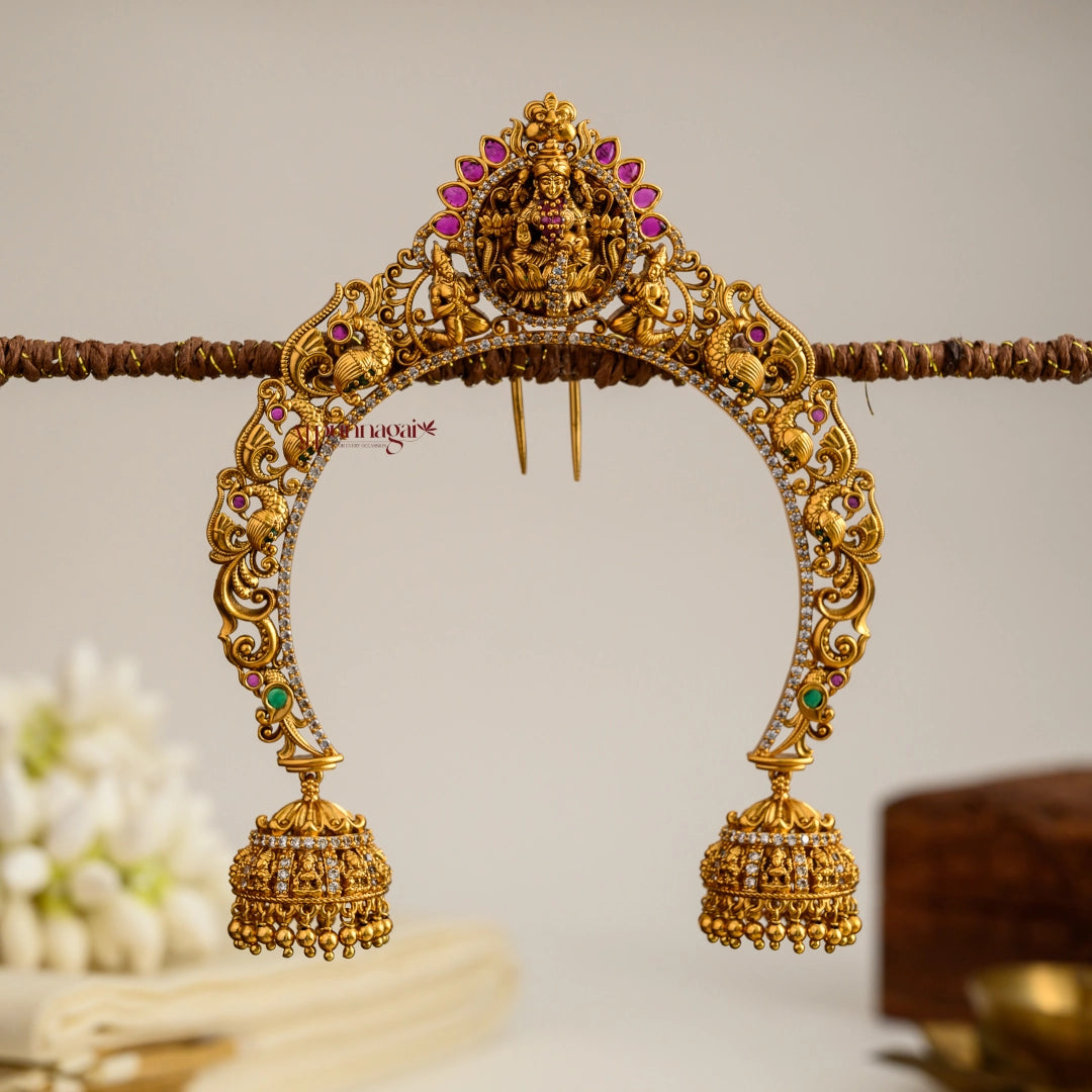 Beautiful Lakshmi With Peacock Jadabillai