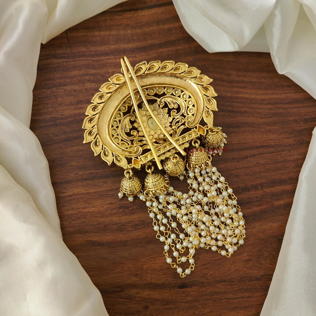 Gold Look Alike Floral Jadai Billai - White