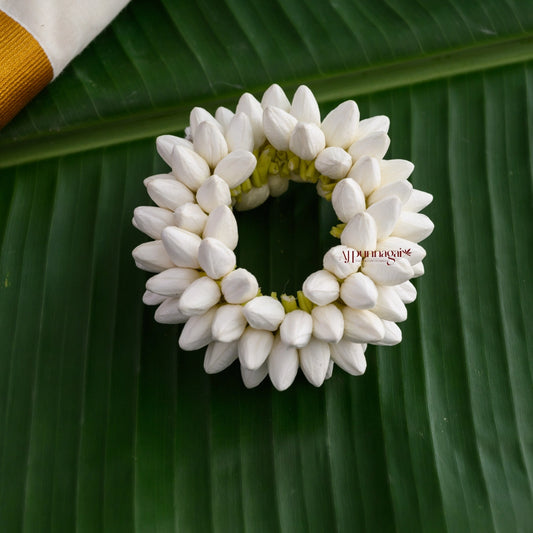 Realistic Jasmine Look Chendu