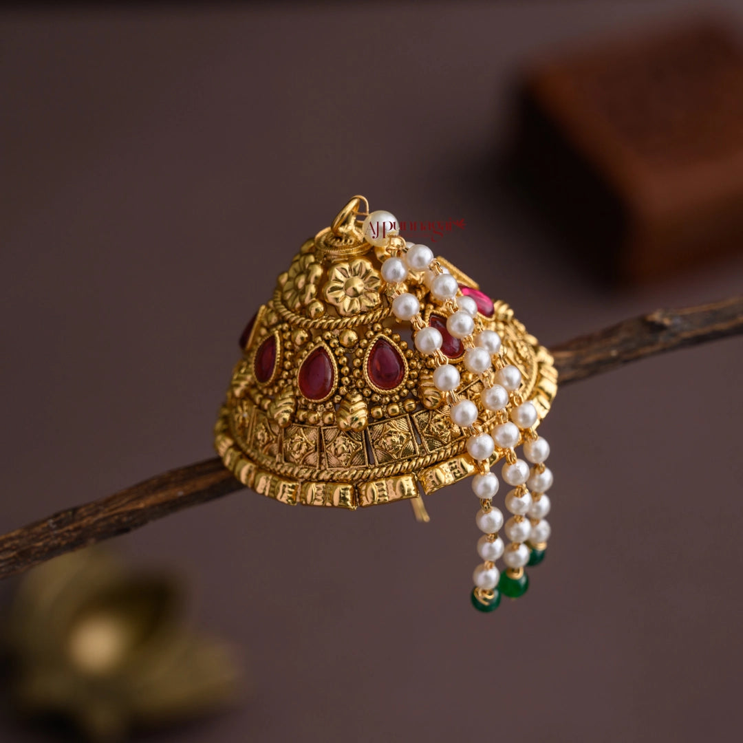 Elegant Kemp Andaal Kondai