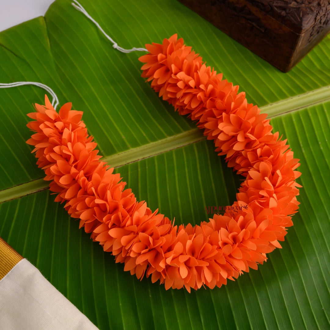 Reusable 16 Inches Pichi Poo Flower String - Kanakambaram