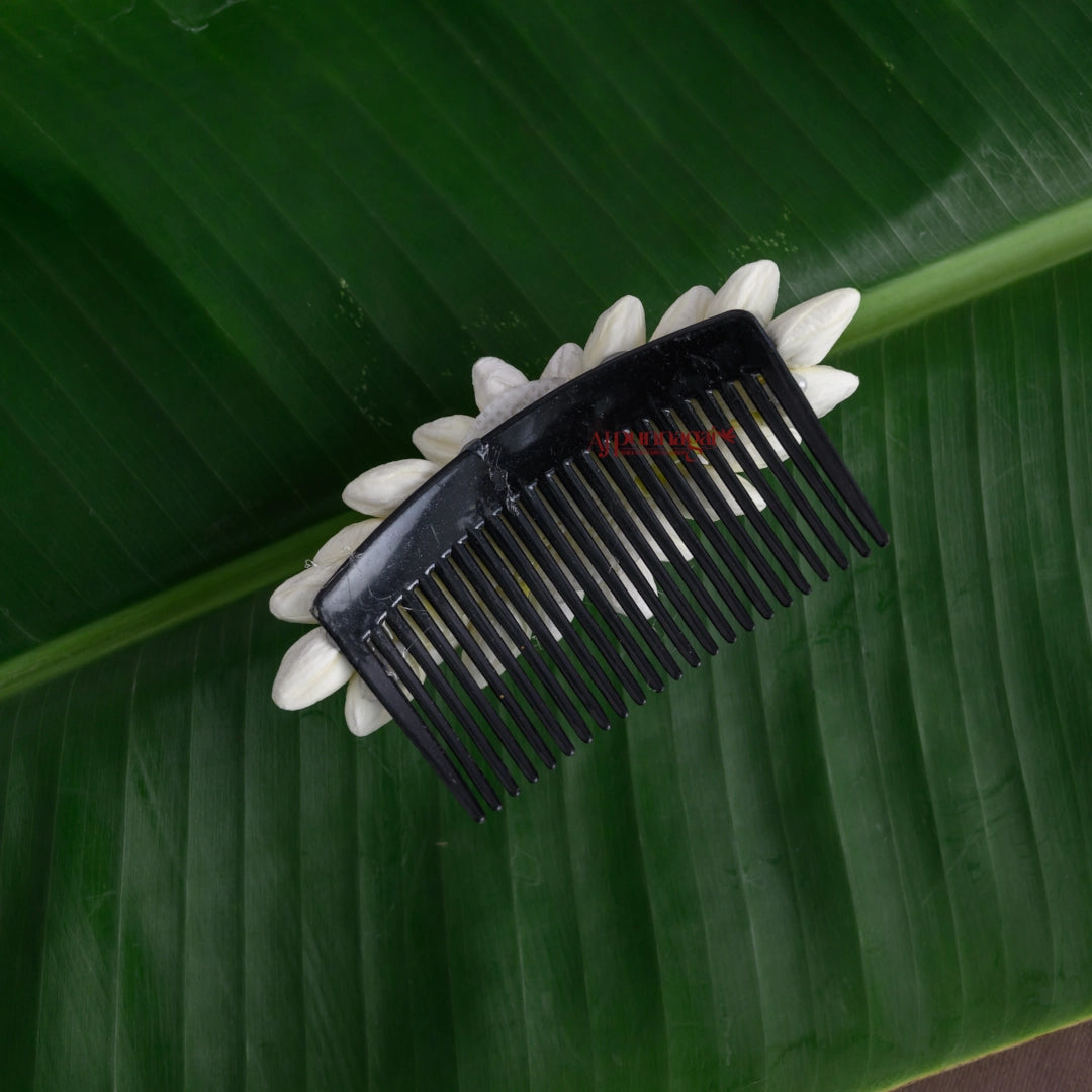 Realistic Look Jasmine Reusable Comb