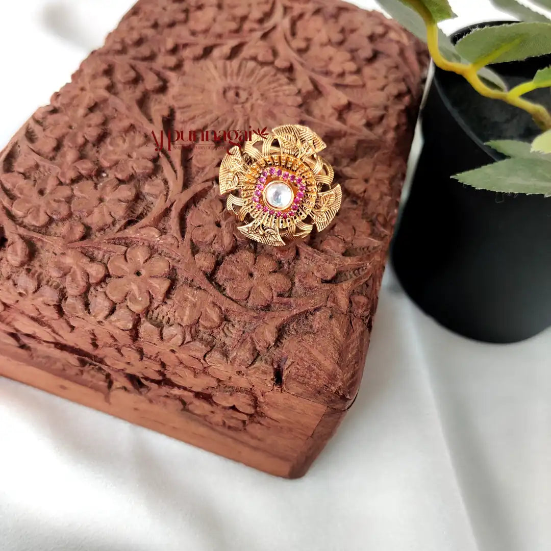 Eloquent crafted Ruby & White Finger Ring