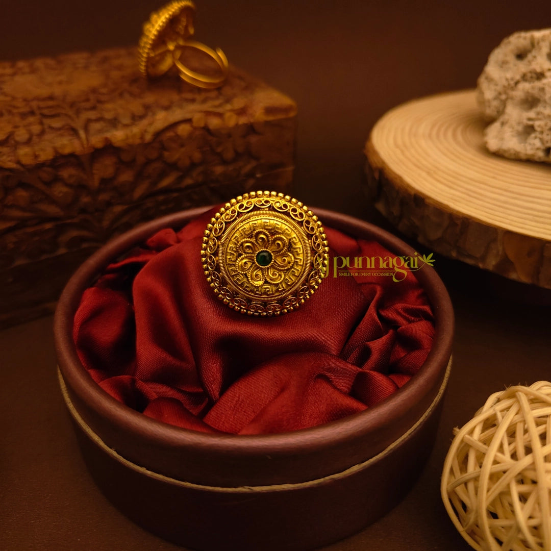 Royal Touch Flower Design Finger Ring - Green