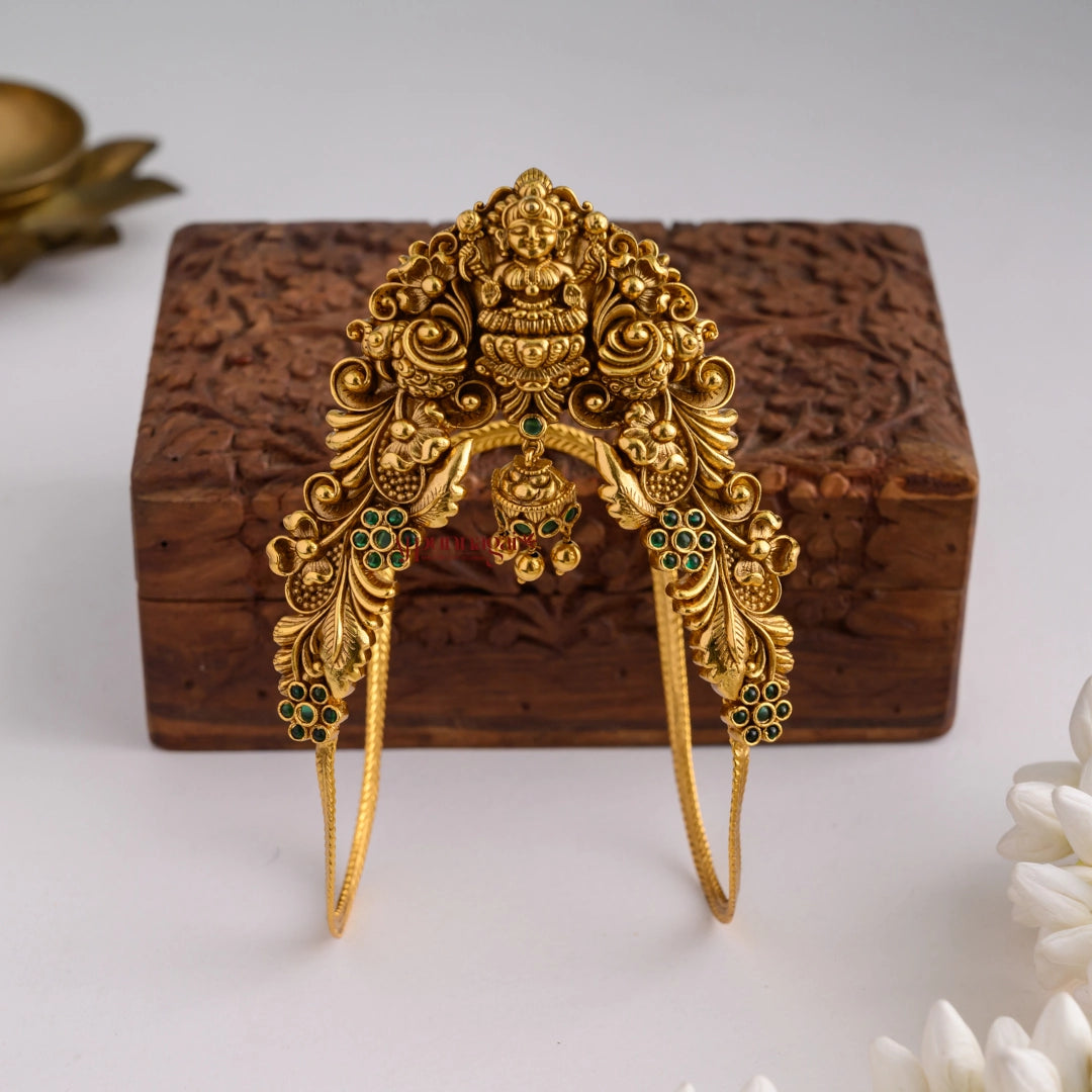 Traditional Temple Lakshmi With Floral Bridal Vangi