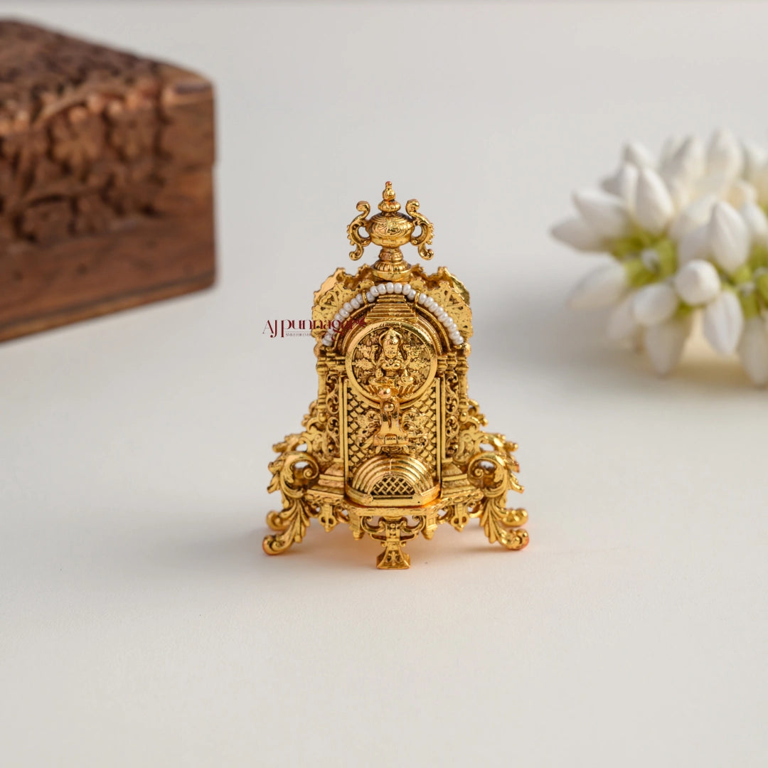 Unique Lakshmi Gold Look Alike Kum Kum Box