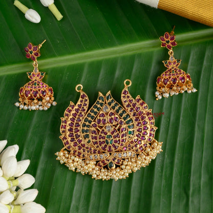 Kemp Lotus Matt Pendant Set