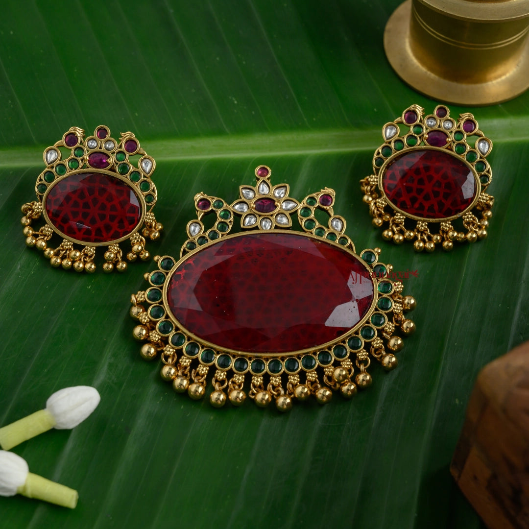 Royal Look Peacock Pendant - Maroon With Green