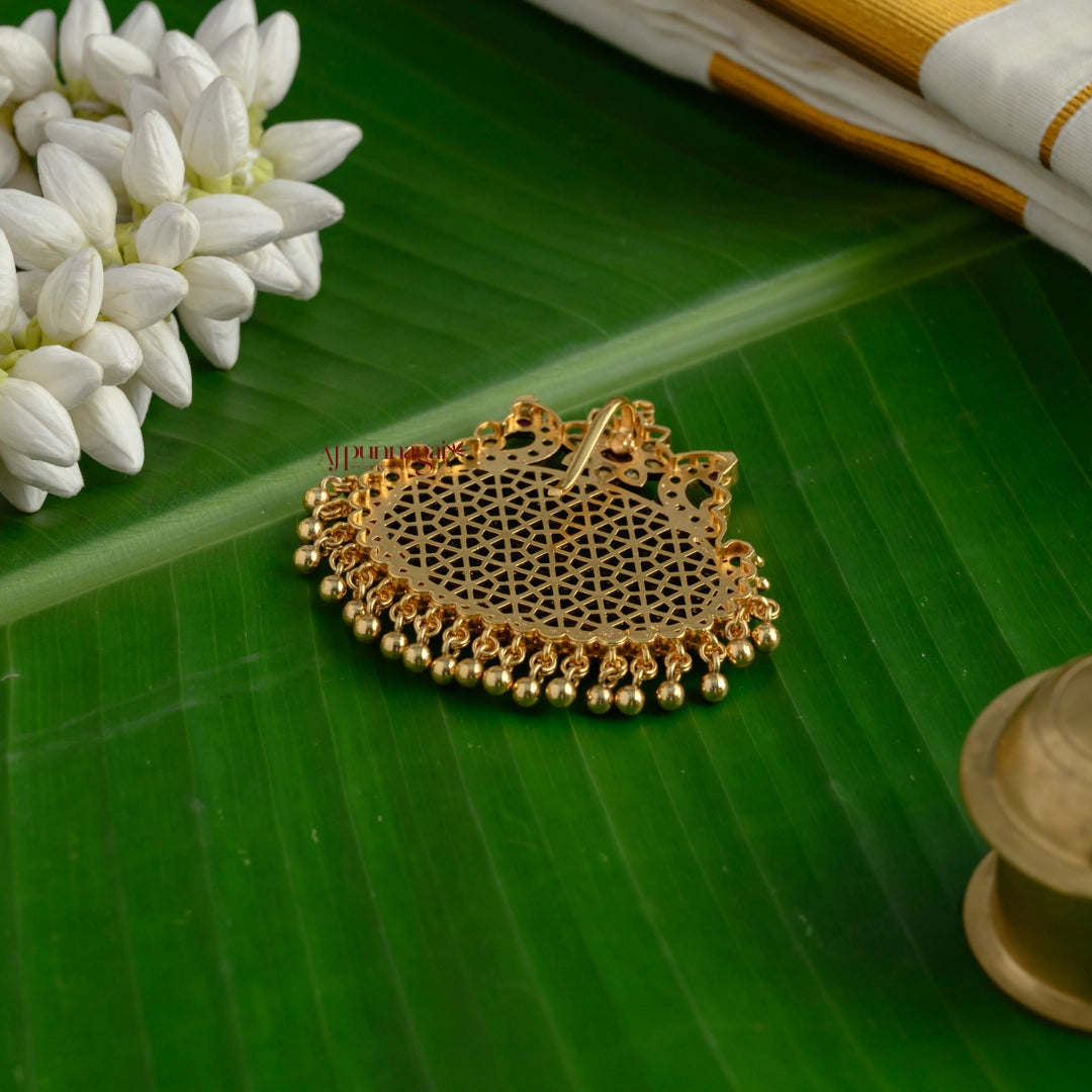 Royal Look Peacock Pendant - Green