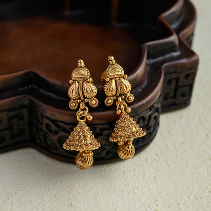 Non Idol Antique Necklace